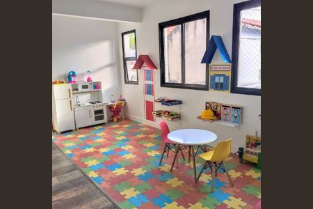 Apartamento à venda com 3 quartos, 63m² em Vila Sonia, São Paulo