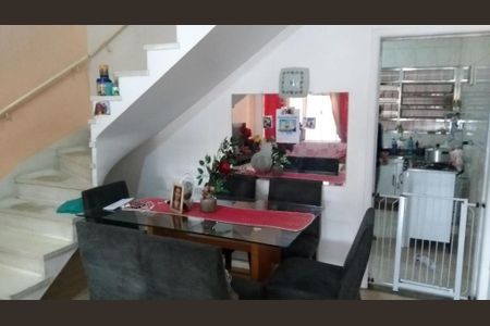 Casa à venda com 100m², 3 quartos e 1 vaga