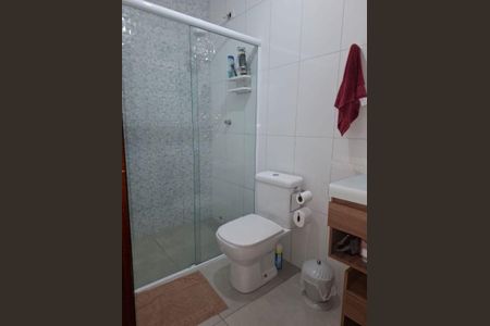 Casa à venda com 80m², 2 quartos e 1 vaga