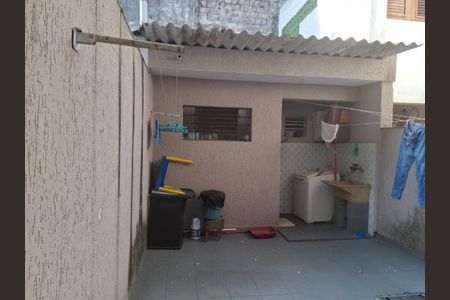 Casa à venda com 80m², 2 quartos e 1 vaga