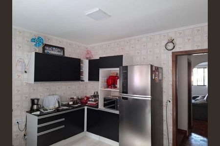 Casa à venda com 80m², 2 quartos e 1 vaga