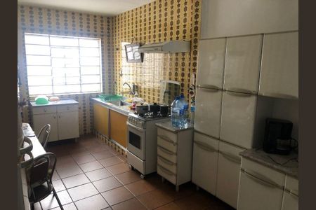 Casa à venda com 2 quartos, 90m² em Jardim Monte Alegre, Taboão da Serra