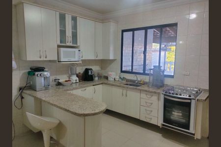 Casa à venda com 269m², 3 quartos e 2 vagas