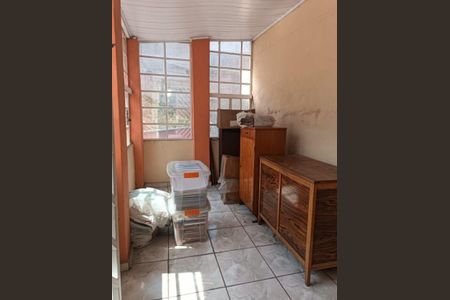 Casa à venda com 3 quartos, 248m² em Vila Mirante, São Paulo