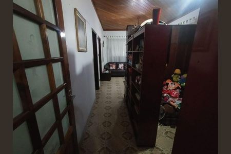 Casa à venda com 270m², 5 quartos e 6 vagas