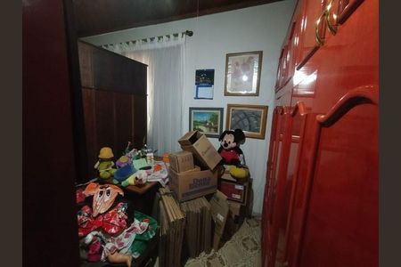 Casa à venda com 270m², 5 quartos e 6 vagas