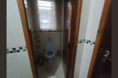 Casa à venda com 270m², 5 quartos e 6 vagas