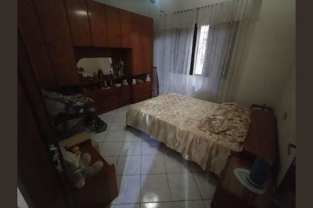 Casa à venda com 270m², 5 quartos e 6 vagas