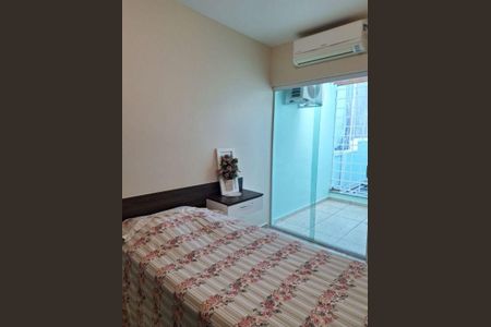 Casa à venda com 3 quartos, 156m² em Rio Pequeno, São Paulo