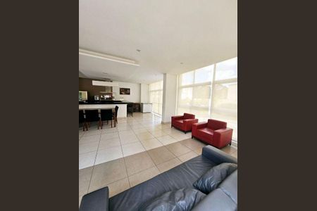 Apartamento à venda com 92m², 2 quartos e 1 vaga