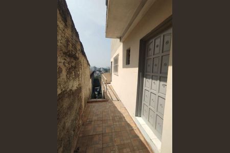 Casa à venda com 3 quartos, 159m² em Vila Dalva, São Paulo