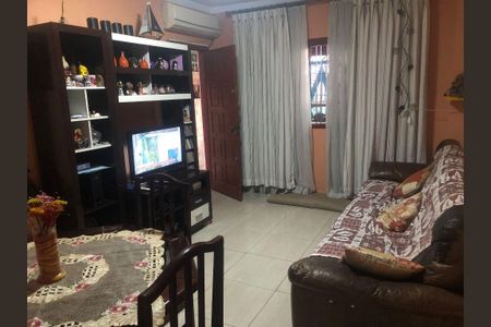 Casa à venda com 3 quartos, 125m² em Jardim São Jorge, São Paulo