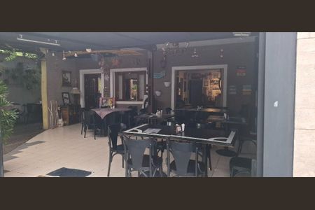 Casa à venda com 150m², 2 quartos e 2 vagas