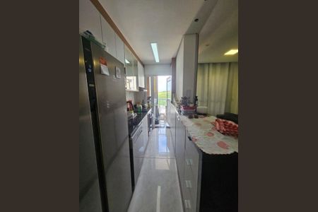 Apartamento à venda com 3 quartos, 67m² em Jardim Timbauhy, Barueri