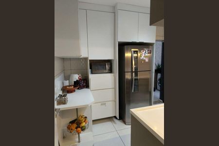 Casa à venda com 106m², 2 quartos e 2 vagas