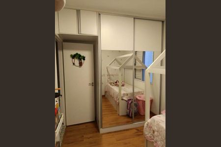 Casa à venda com 106m², 2 quartos e 2 vagas