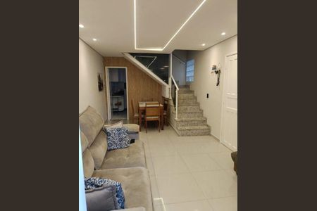 Casa à venda com 106m², 2 quartos e 2 vagas