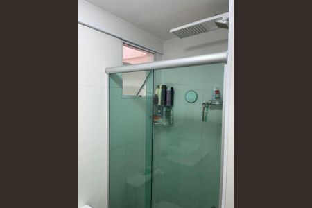 Apartamento à venda com 2 quartos, 64m² em Parque Assuncao, Taboão da Serra