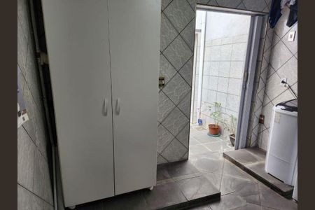 Casa à venda com 105m², 3 quartos e 2 vagas