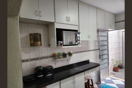 Casa à venda com 105m², 3 quartos e 2 vagas