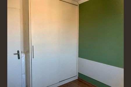 Apartamento à venda com 3 quartos, 59m² em Km 18, Osasco