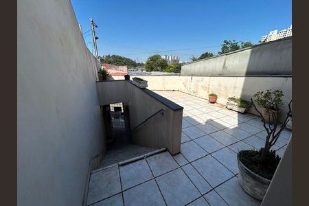 Casa à venda com 122m², 2 quartos e 1 vaga