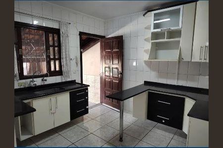Casa à venda com 2 quartos, 120m² em Jardim Helga, São Paulo
