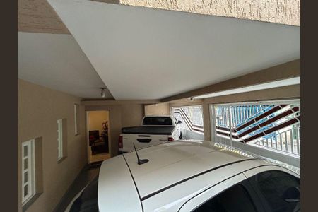 Casa à venda com 220m², 3 quartos e 3 vagas