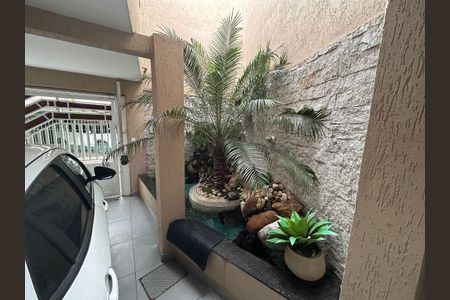 Casa à venda com 220m², 3 quartos e 3 vagas