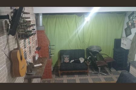 Casa à venda com 2 quartos, 100m² em Sítio Cocaia, São Paulo