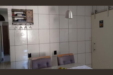 Casa à venda com 2 quartos, 100m² em Sítio Cocaia, São Paulo