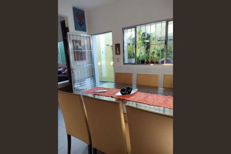 Casa à venda com 2 quartos, 125m² em Jardim Monte Alegre, Taboão da Serra