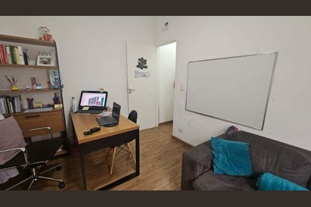 Casa à venda com 2 quartos, 100m² em Jardim Monte Alegre, Taboão da Serra