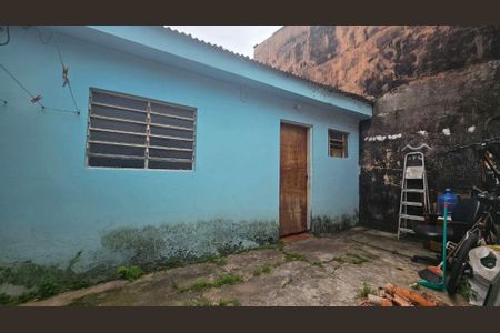 Casa à venda com 100m², 2 quartos e 2 vagas