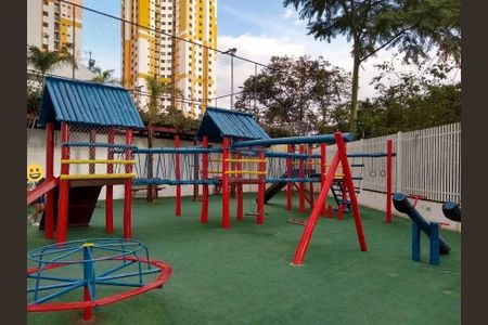 Apartamento à venda com 3 quartos, 110m² em Jardim Maria Rosa, Taboão da Serra
