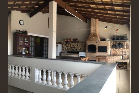 Casa à venda com 2 quartos, 200m² em Jardim D’abril, Osasco