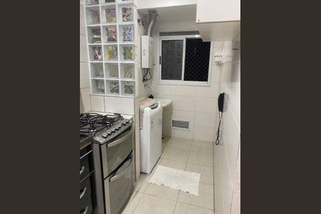 Apartamento à venda com 2 quartos, 55m² em Jardim Henriqueta, Taboão da Serra