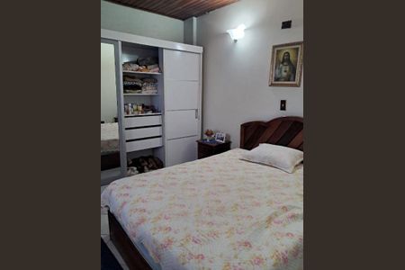 Casa à venda com 3 quartos, 189m² em Chácara Agrindus, Taboão da Serra