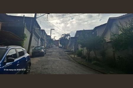 Casa à venda com 182m², 8 quartos e 2 vagas