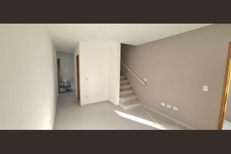 Casa à venda com 84m², 2 quartos e 2 vagas