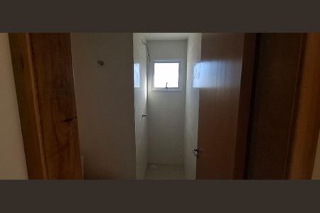 Casa à venda com 84m², 2 quartos e 2 vagas