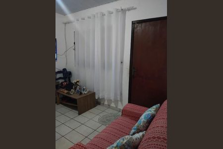 Casa à venda com 2 quartos, 125m² em Vila das Oliveiras, Taboão da Serra
