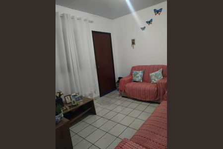Casa à venda com 125m², 2 quartos e sem vaga