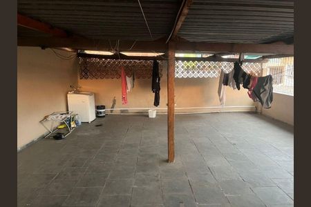 Casa à venda com 250m², 2 quartos e 3 vagas