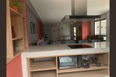 Apartamento à venda com 2 quartos, 43m² em Metalúrgicos, Osasco