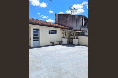 Casa à venda com 114m², 2 quartos e 1 vaga