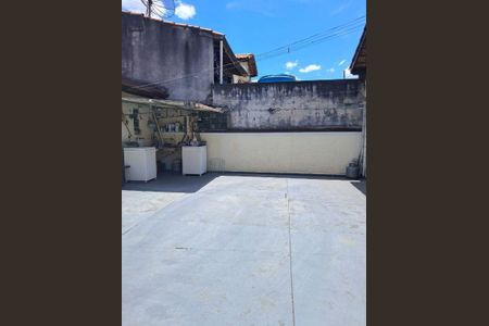Casa à venda com 114m², 2 quartos e 1 vaga