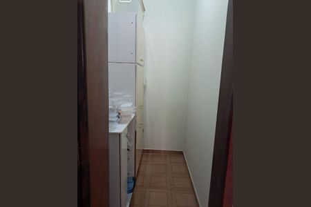 Casa à venda com 2 quartos, 114m² em Jardim Helena, Taboão da Serra