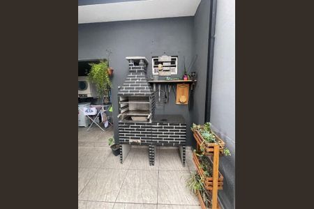 Casa à venda com 101m², 2 quartos e 2 vagas