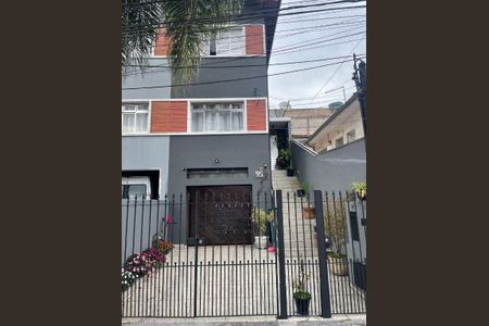 Casa à venda com 101m², 2 quartos e 2 vagas